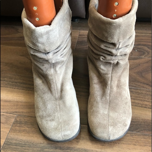 Blondo Aquaprotect technology waterproof suede wool lining - Picture 6 of 15